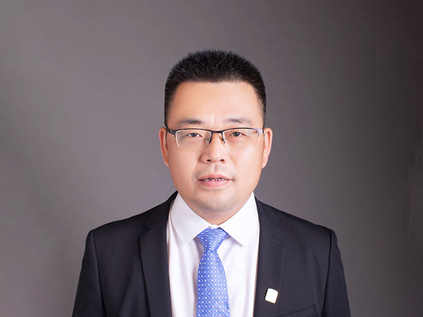 朱小勇